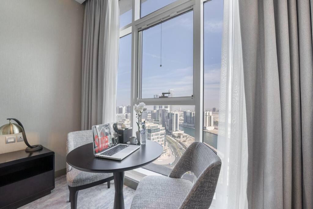 At The Top Burj View Studio - Special Offer Apartment Dubai Exterior photo