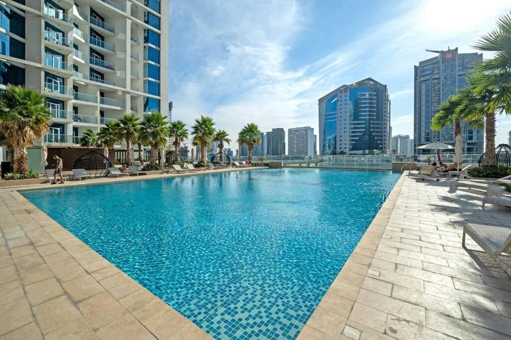 At The Top Burj View Studio - Special Offer Apartment Dubai Exterior photo